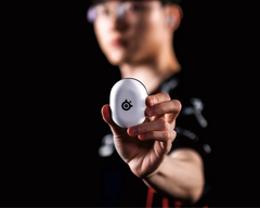 Arctis GameBuds™ for PlayStation - Blemished Box